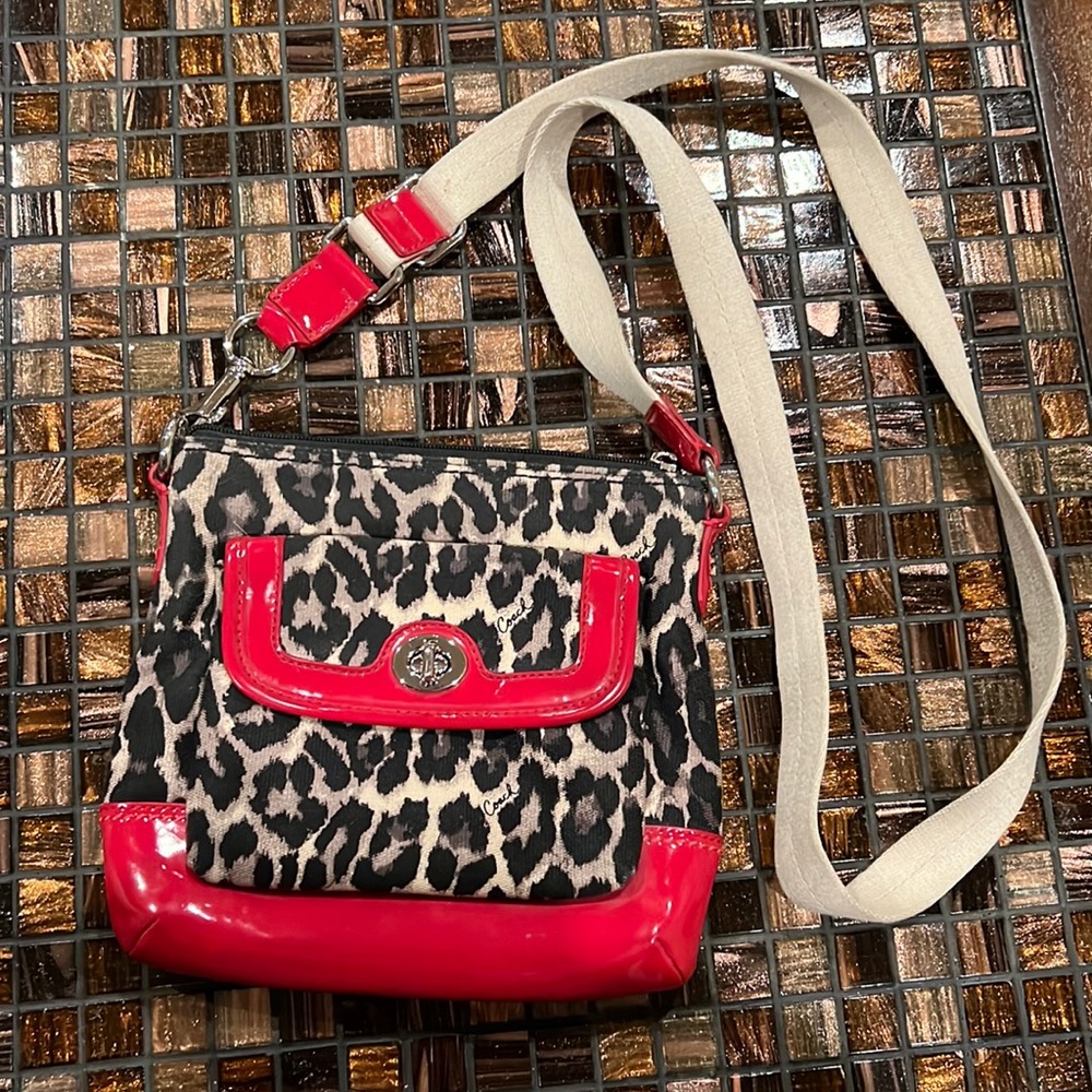 (1080) Coach Ocelot Cross Body